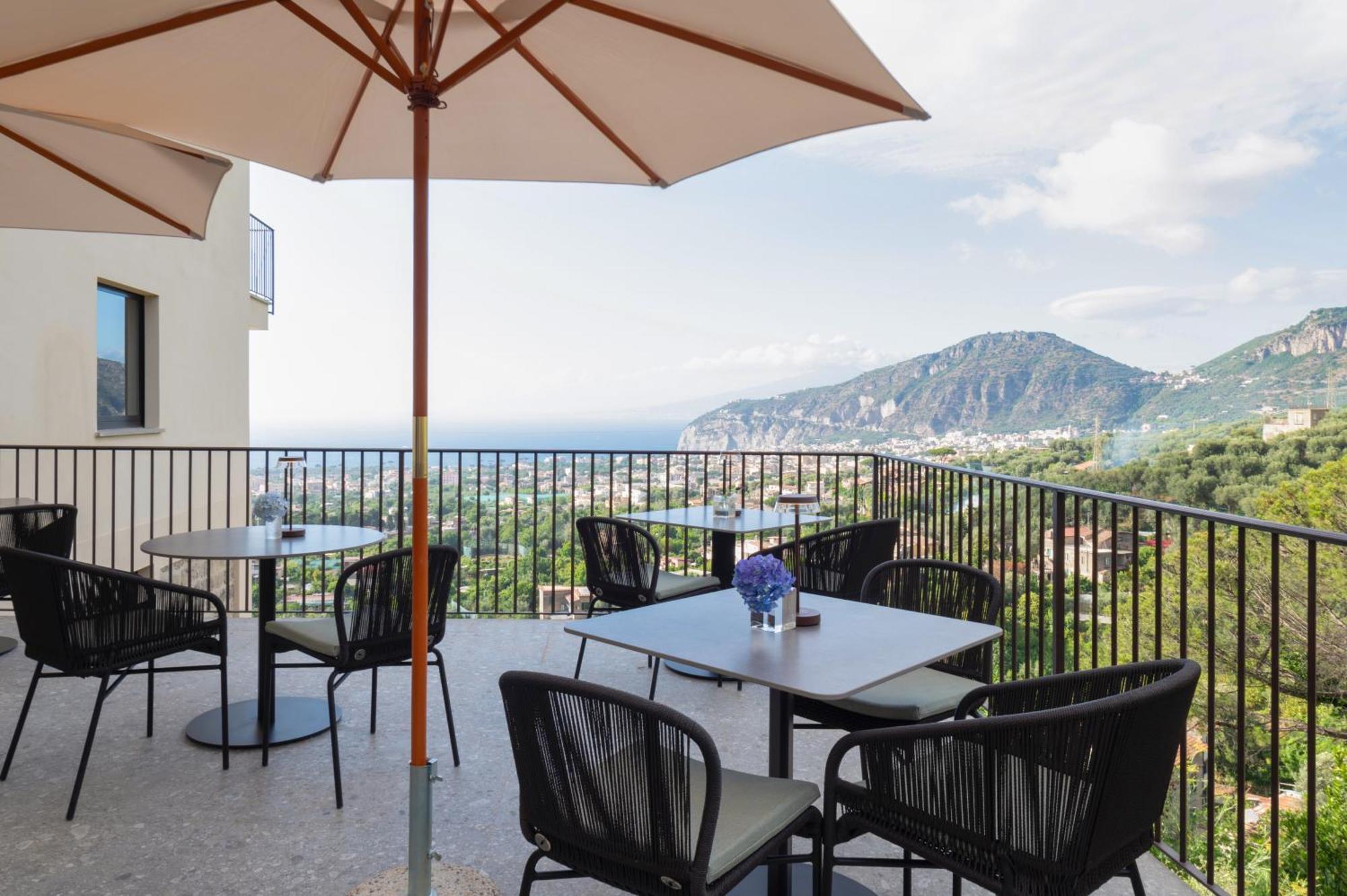 Caruso Sea View Otel Sorrento Dış mekan fotoğraf