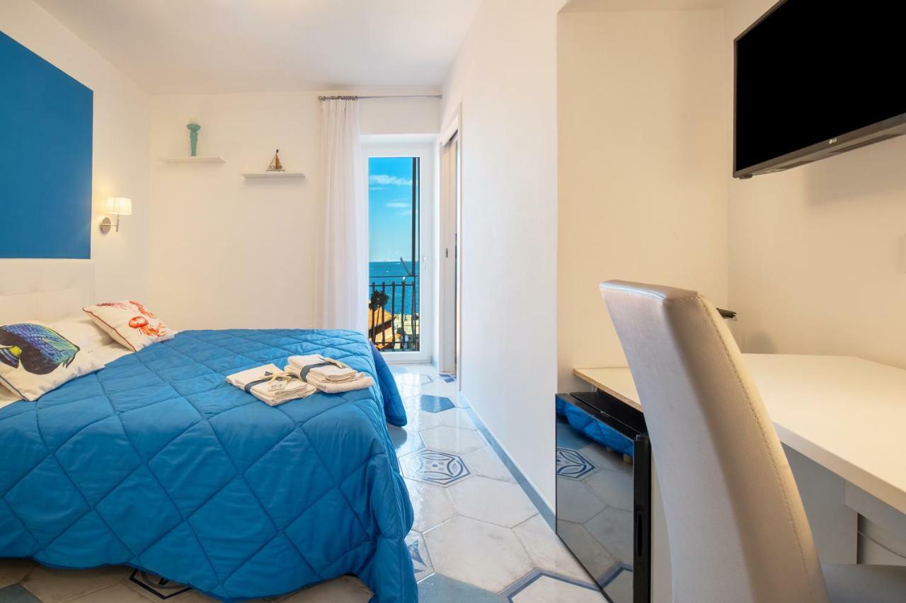 Caruso Sea View Otel Sorrento Dış mekan fotoğraf